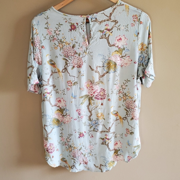 H&M Tops - GP&J Baker floral H&M top